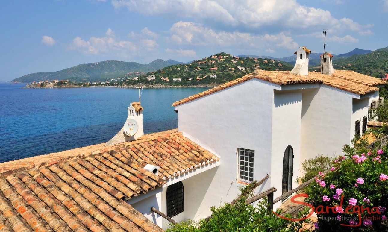 Beach House On A Rocky Bay Near Cagliari Discover Sardinia Com